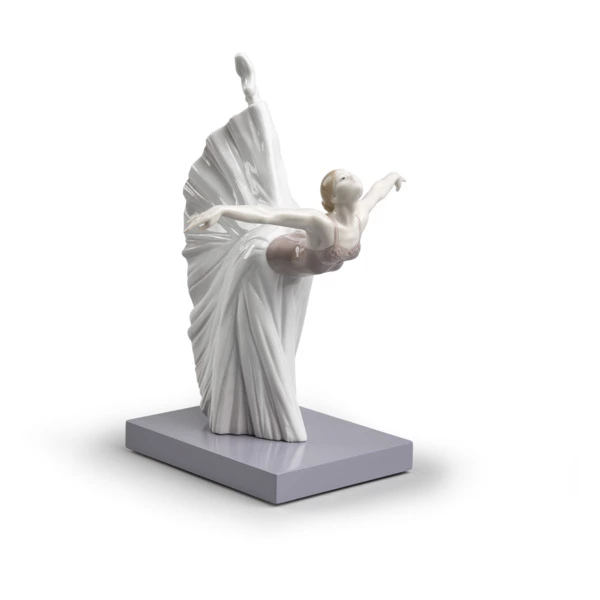 Фигурка Lladro Жизель-арабеска 18х28 см, фарфор