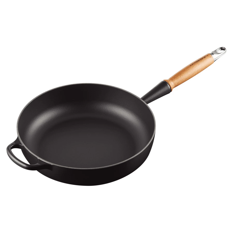 Сотейник с деревянной ручкой Le Creuset Signature 28 см, чугун, черный матовый