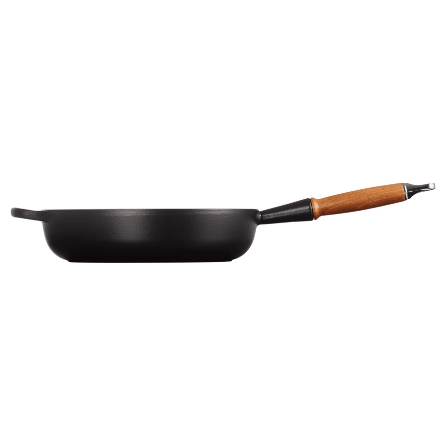 Сотейник с деревянной ручкой Le Creuset Signature 28 см, чугун, черный матовый