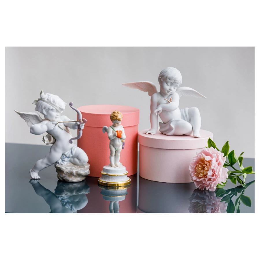 Фигурка Lladro Ангел и бабочка 20х26 см, фарфор
