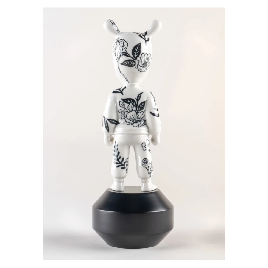 Фигурка Lladro Гость от Henn Kim, малый 11х30 см, фарфор