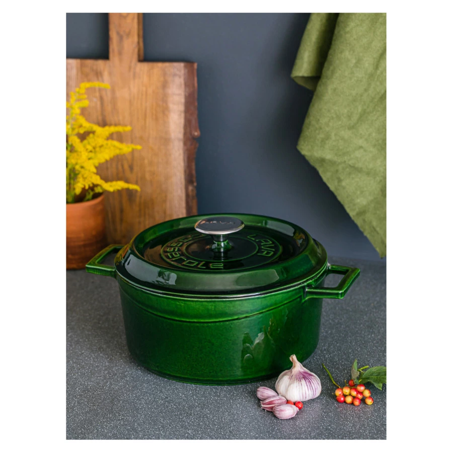 Кастрюля с крышкой LAVA Premium d24 см, 4,5 л, чугун, зеленая