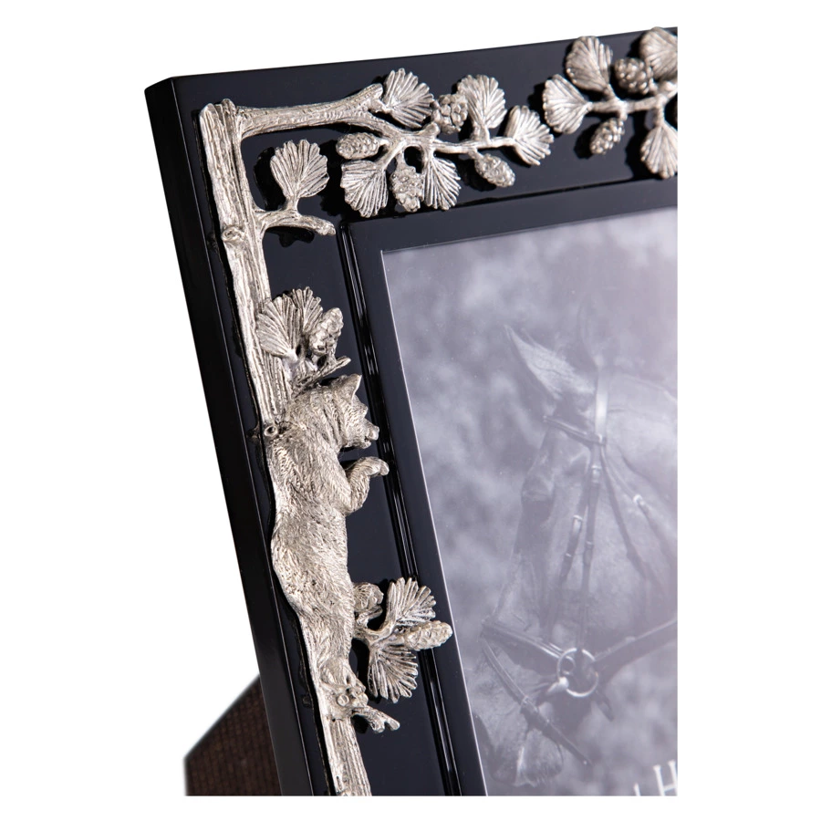 Рамка для фото Vagabond House Лесные истории Медведь 12x17 см, олово