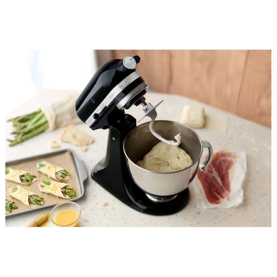 Миксер планетарный KitchenAid Artisan 4,8 л, 4 насадки, экран, 2 чаши, 5KSM175PSEOB, черный