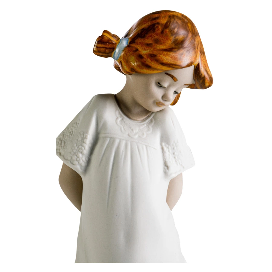 Фигурка NAO Сама застенчивость 8х11х20 см, фарфор