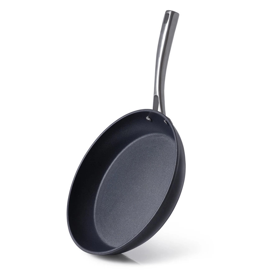 Сковорода с ручкой SKK Titanium Light Induction 26 см, алюминий литой, антипригарное покрытие