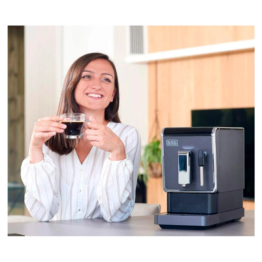 Кофемашина автоматическая Black+Decker BXCO1470E