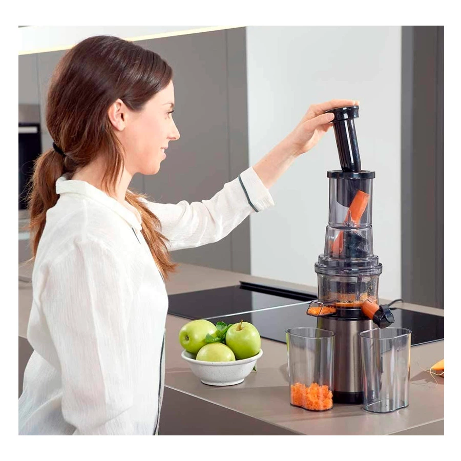 Соковыжималка Black+Decker BXJE200E, сталь нержавеющая