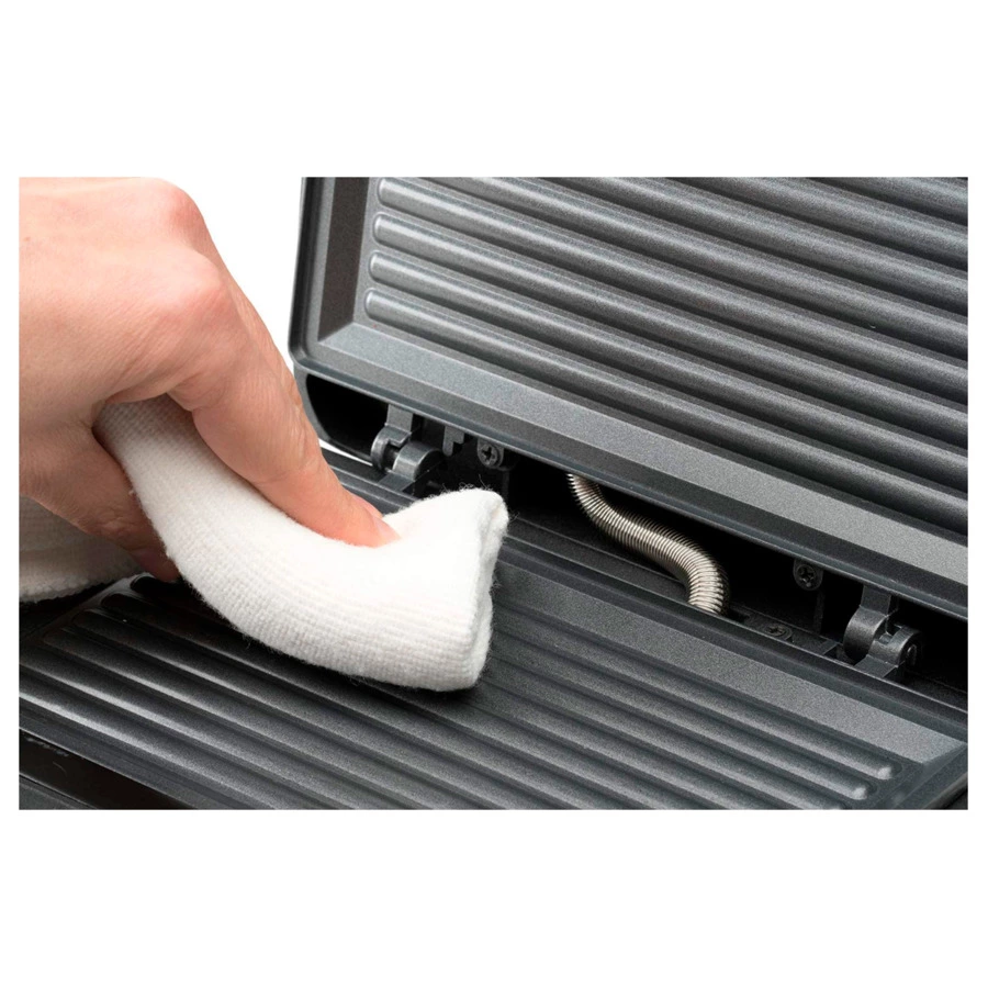 Сэндвичница Black+Decker BXSA750E, сталь нержавеющая