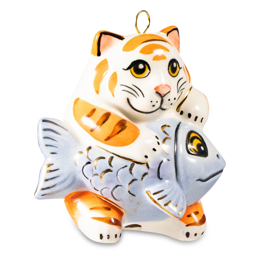 Украшение елочное Фарфоровая мануфактура Котик рыжий с рыбкой 9 см, фарфор твердый