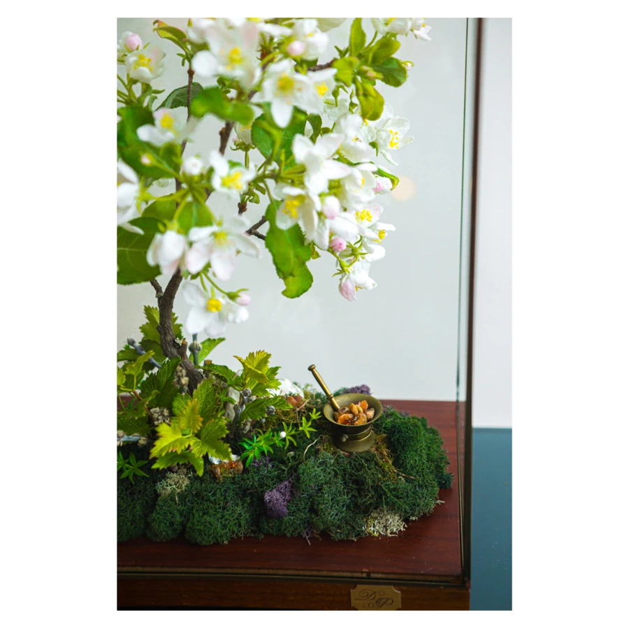 Яблоня из холодного фарфора