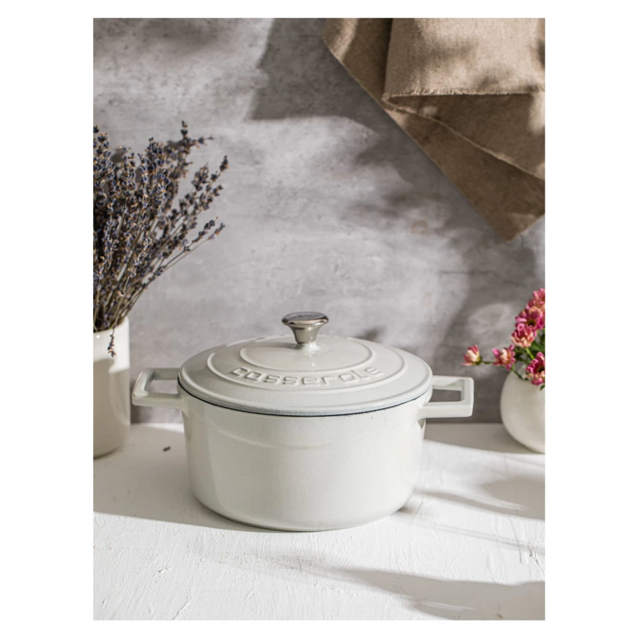 Кастрюля с крышкой LAVA Premium d20 см, 2,8 л, чугун, кремовая