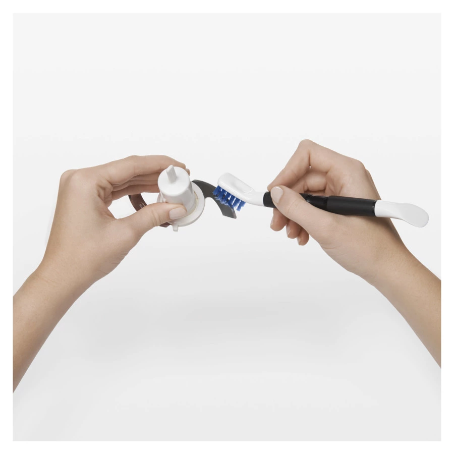 Набор щеток OXO для труднодоступных мест посуды и техники 2 шт