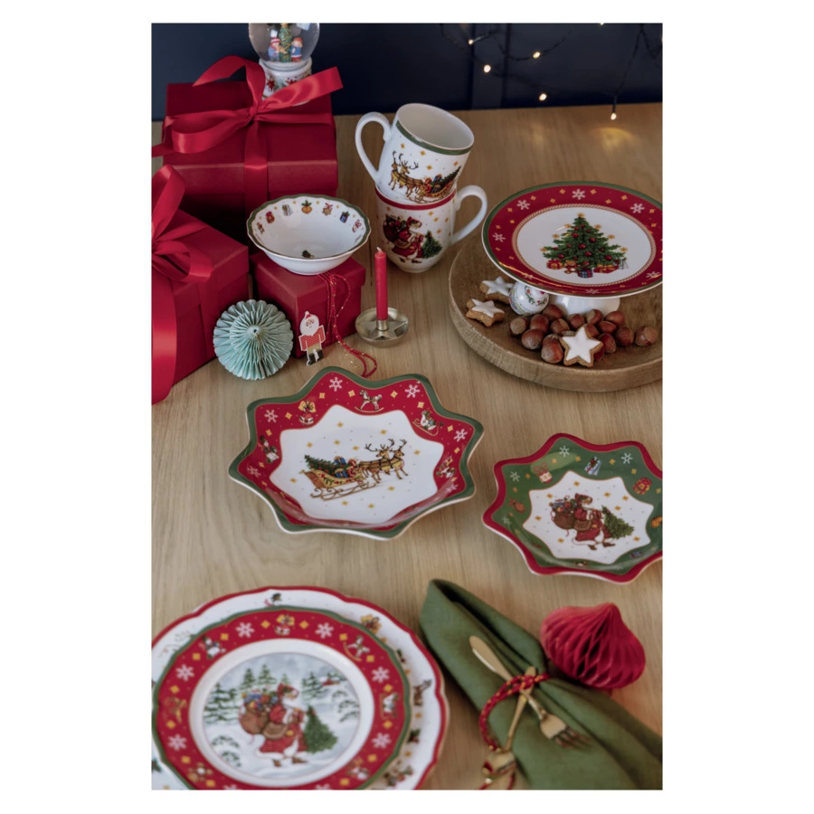 Кружка Hutschenreuther Зимняя пора 400 мл, фарфор, зеленая