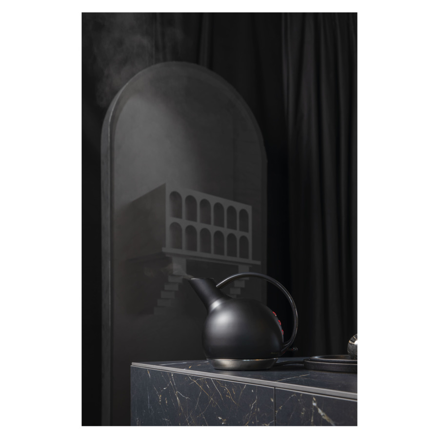 Чайник электрический Bugatti Giulietta 1,2 л, сталь нержавеющая, черный, п/к