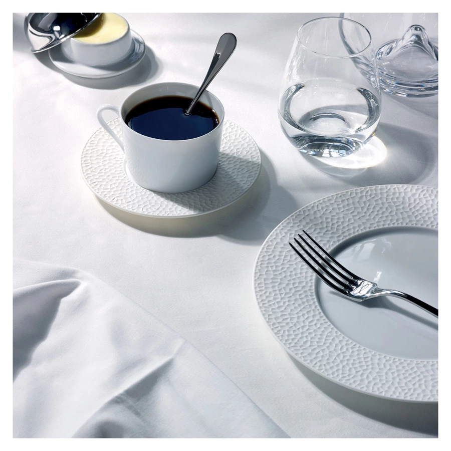 Тарелка закусочная Degrenne L Fragments 24 см, фарфор твердый, белая