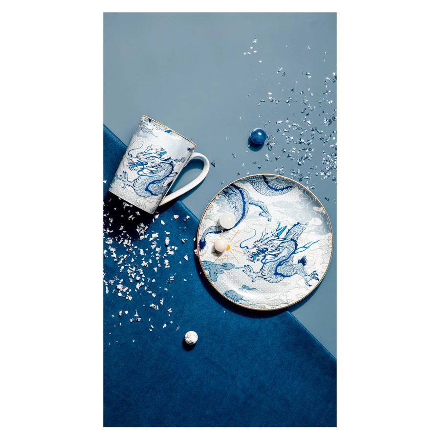Кружка Decor de table Дракон 540 мл, фарфор костяной, синяя