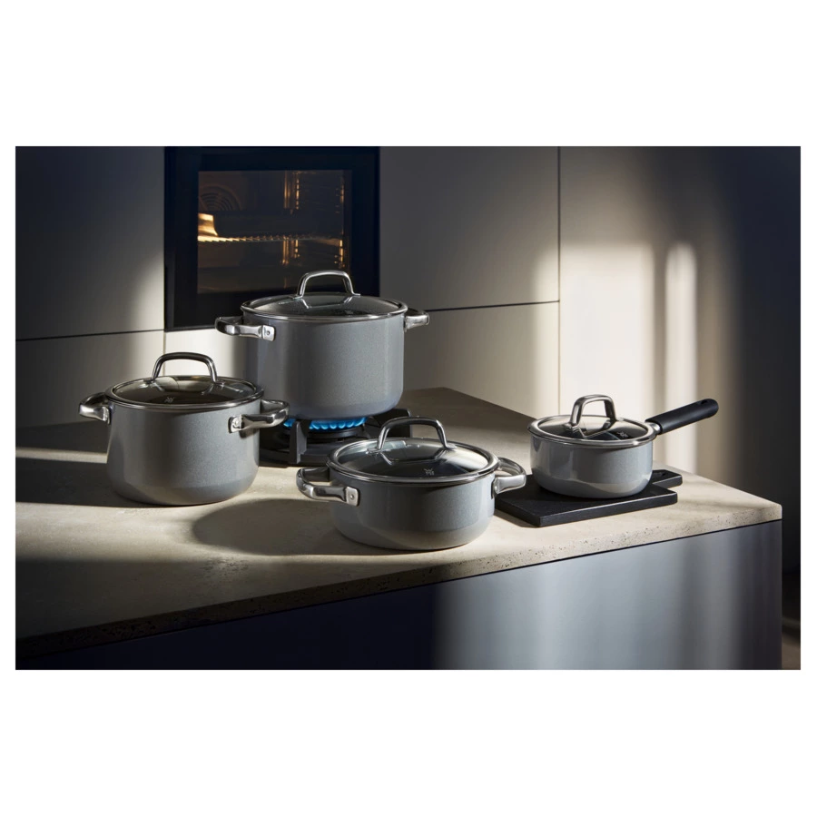 Кастрюля низкая WMF Fusiontec Mineral Platinum 2,4 л 20 см, сталь нержавеющая, серая