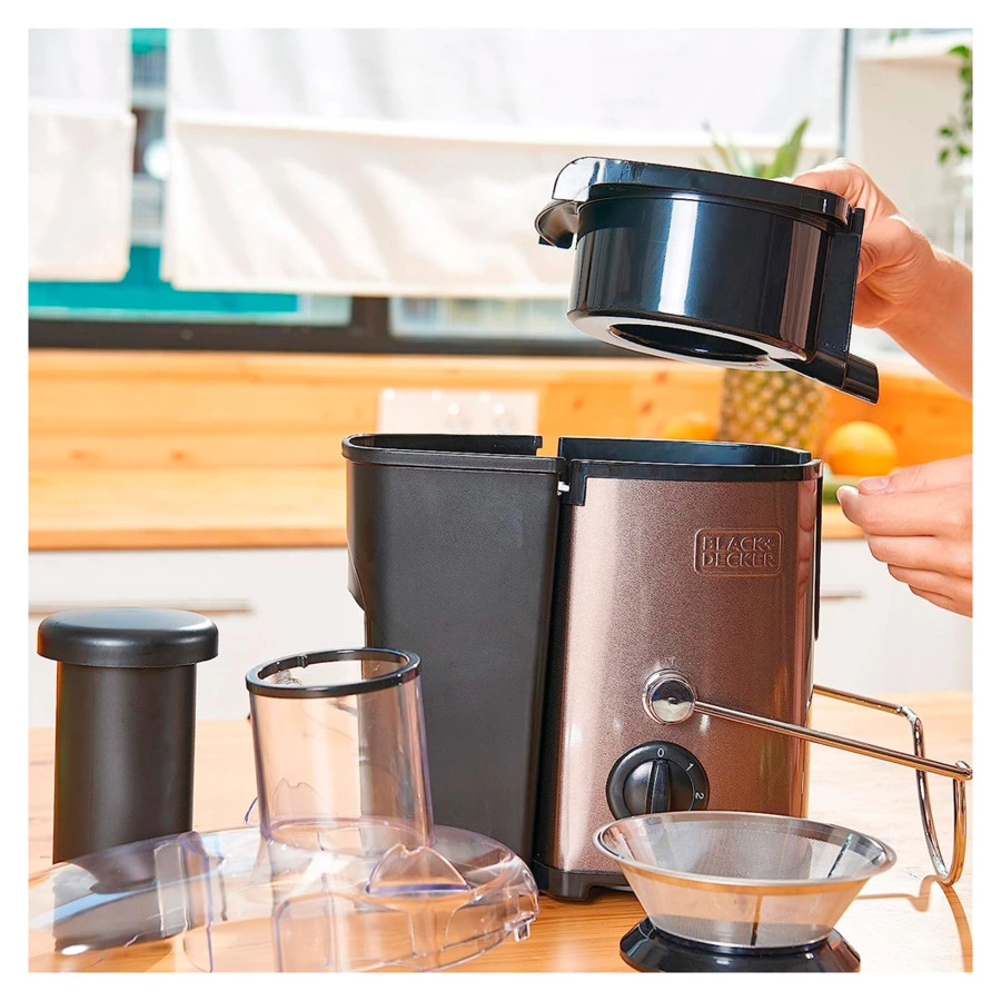 Соковыжималка универсальная Black+Decker BXJE600E 29х22х26 см, сталь нержавеющая, серебристая