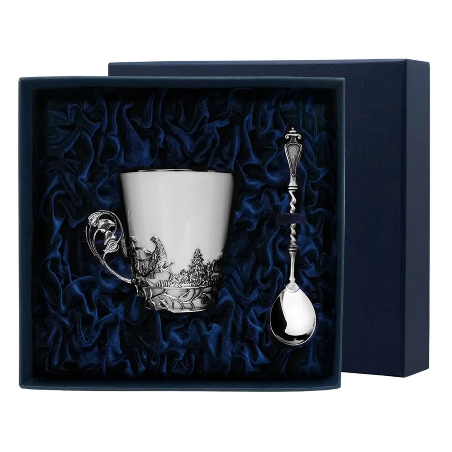 Чашка чайная с ложкой в футляре АргентА Серебро и Фарфор Тетерев 94,65 г, серебро 925