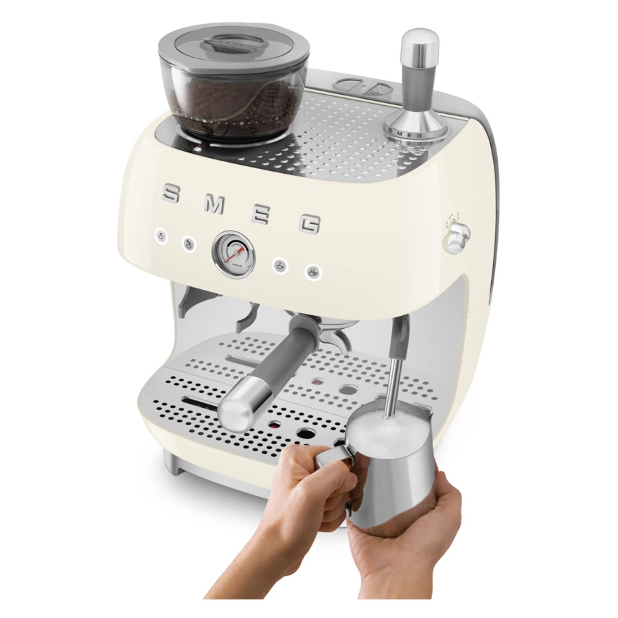 Кофемашина-эспрессо рожковая SMEG EGF03CREU, встроенная кофемолка, кремовый