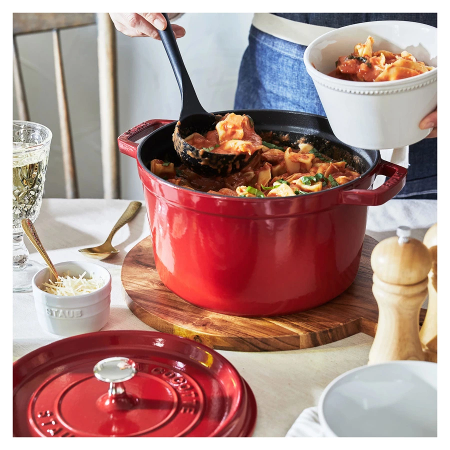 Кокот высокий Staub La Cocotte 24 см, 4,7 л, чугун, вишневый, п/к