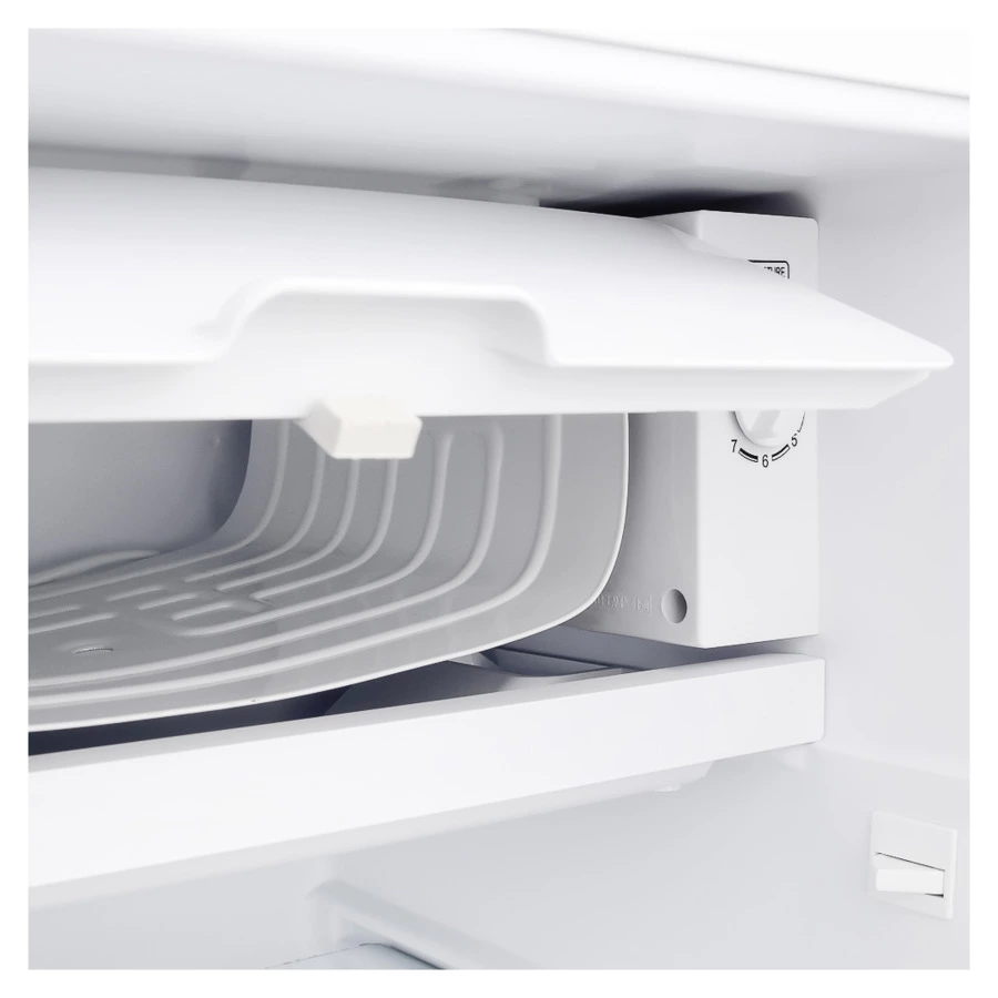 Холодильник TESLER RC-95 BLACK 90 л, класс А, 44.5х46.5х83 см, черный