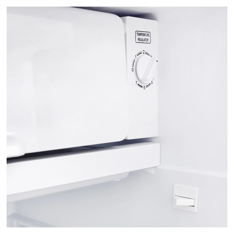 Холодильник TESLER RC-95 WOOD 90 л, класс А, 44.5х46.5х83 см, под дерево