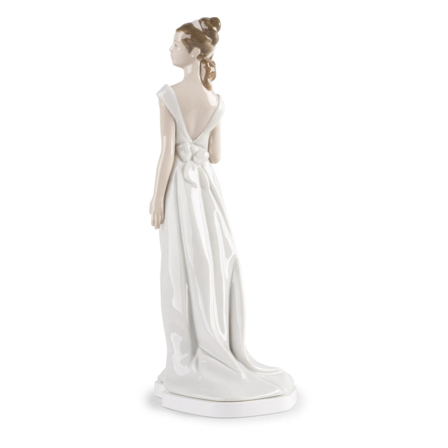 Фигурка Lladro Невеста 10х13х29 см, фарфор