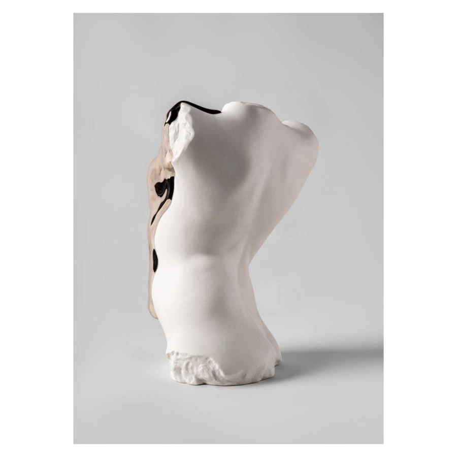 Фигурка Lladro Вечная текучесть Женщина 20х15х29 см, фарфор