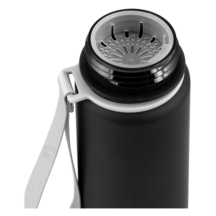 Бутылка для воды с ситечком Арктика 500 мл, тритан, черная матовая