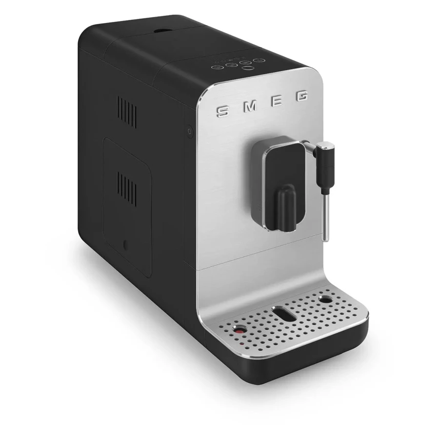 Кофемашина автоматическая SMEG BCC12BLMEU Collezione с капучинатором, черная матовая