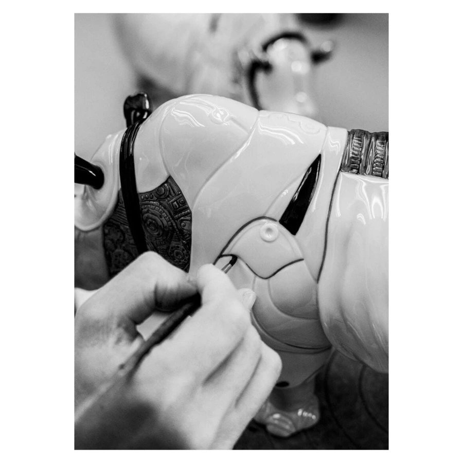 Фигурка Lladro Носорог-киборг 19х45х22 см, белый, фарфор