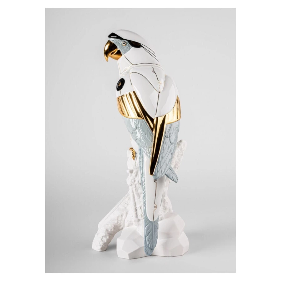 Фигурка Lladro Попугай Ара-киборг 20х22х45 см, фарфор