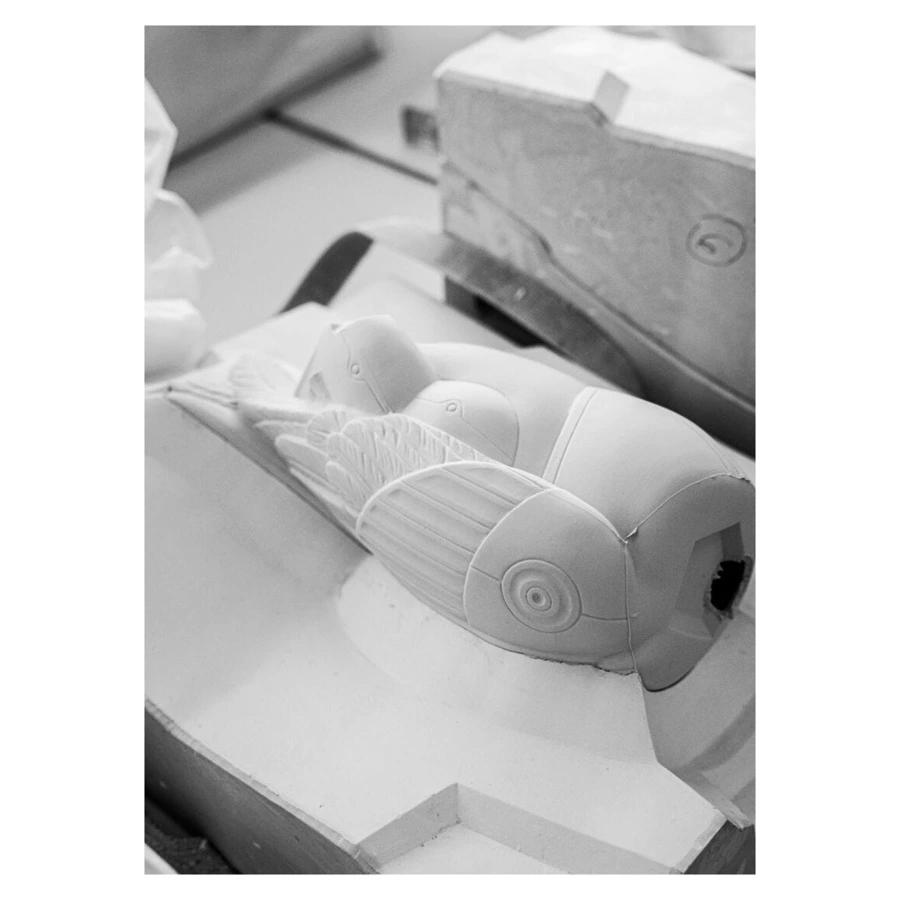 Фигурка Lladro Попугай Ара-киборг 20х22х45 см, фарфор