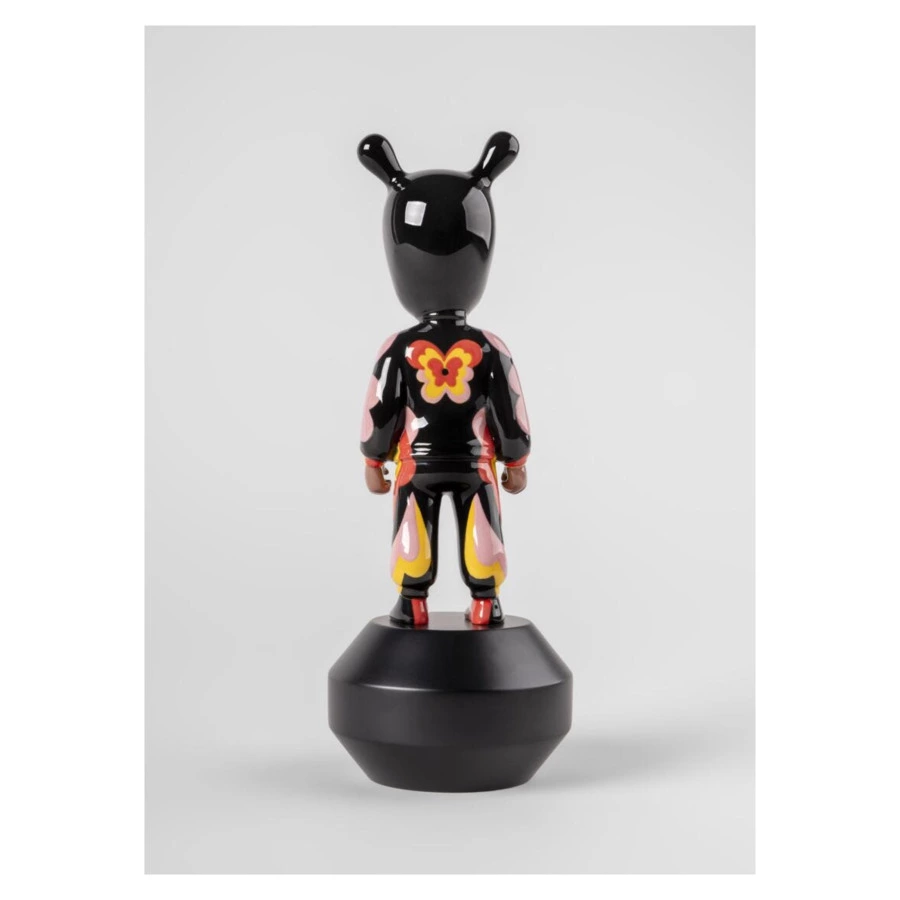 Фигурка Lladro Гость малый, дизайнер Джейд Перпл Браун 11х30 см, фарфор