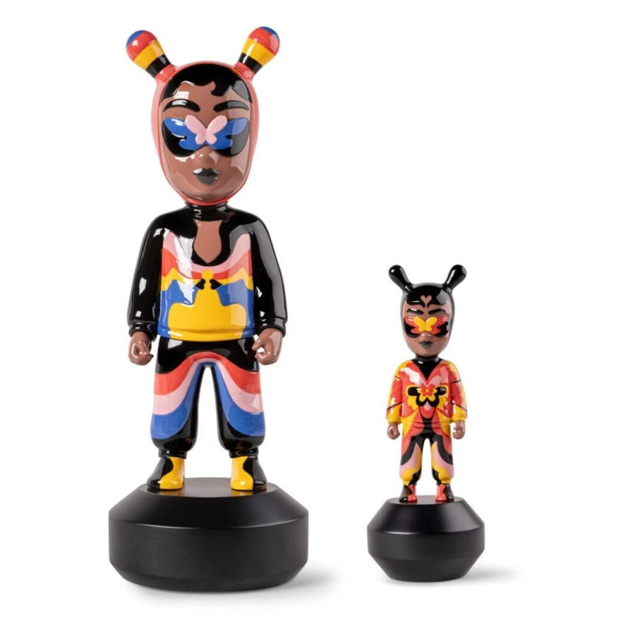 Фигурка Lladro Гость малый, дизайнер Джейд Перпл Браун 11х30 см, фарфор