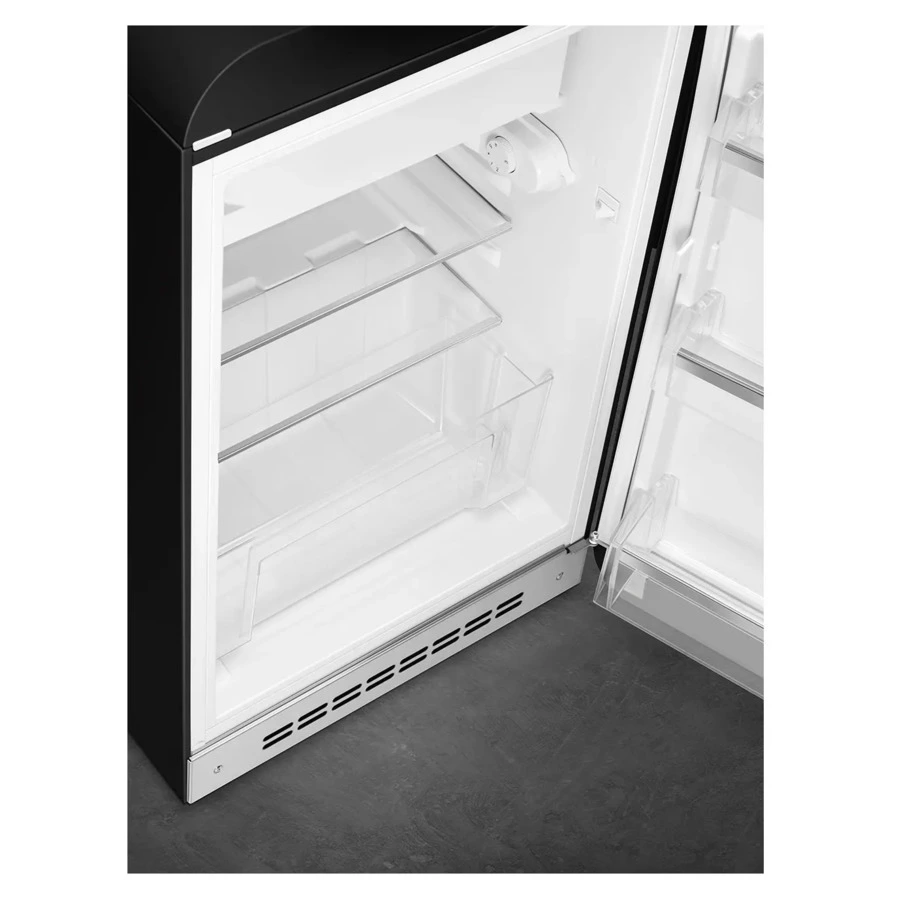 Холодильник однодверный стиль 50-х годов SMEG FAB10RBL6 54,5 см, 122 л, черный