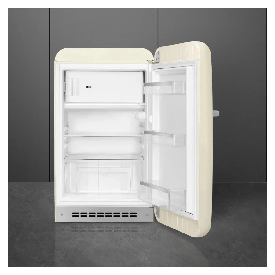 Холодильник однодверный стиль 50-х годов SMEG FAB10RCR6 54,5 см, 122 л, кремовый