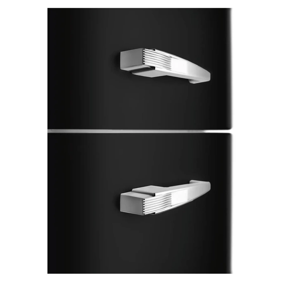 Холодильник двухдверный стиль 50-х годов No-frost SMEG FAB32RBL5 60 см, 365 л, черный