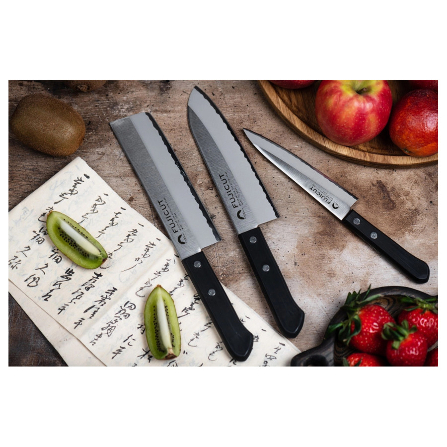 Набор ножей Fuji Cutlery Сантоку 16,5 см, универсальный 13,5 см, Накири 16 см, 3 шт, заточка #3000