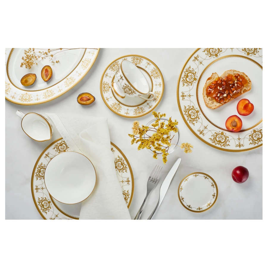 Тарелка обеденная Narumi Золотая тиара 27 см, фарфор костяной