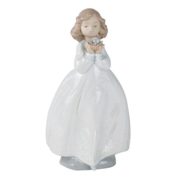Фигурка NAO Подружка невесты 10х11х20 см, фарфор