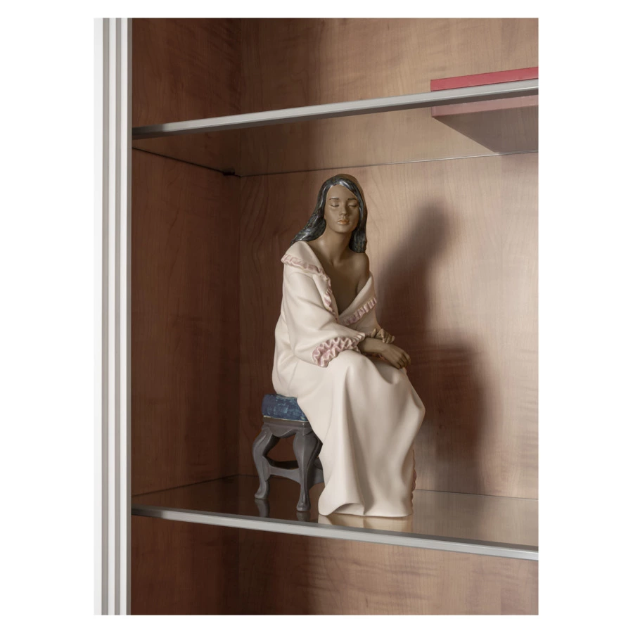 Фигурка NAO Утренний отдых 22х13х40 см, фарфор