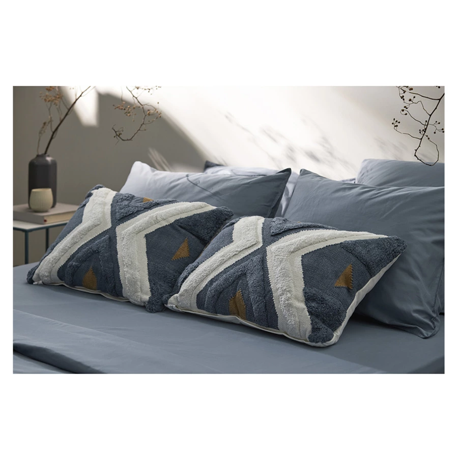 Набор из двух наволочек с брашинг-эффектом Tkano Essential 70х70 см, 100% сатин, джинсово-синий