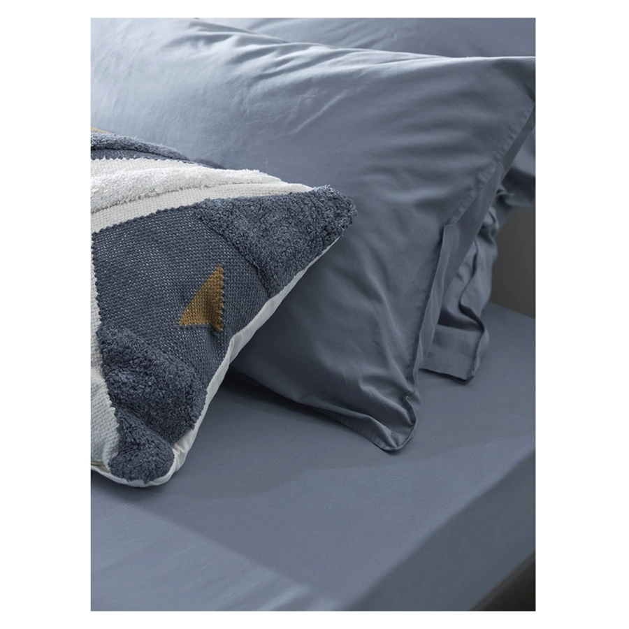 Набор из двух наволочек с брашинг-эффектом Tkano Essential 70х70 см, 100% сатин, джинсово-синий