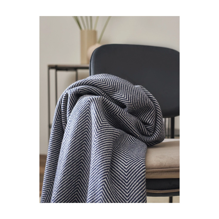 Плед Tkano Essential 130х180 см, 100% шерсть мериноса, синий