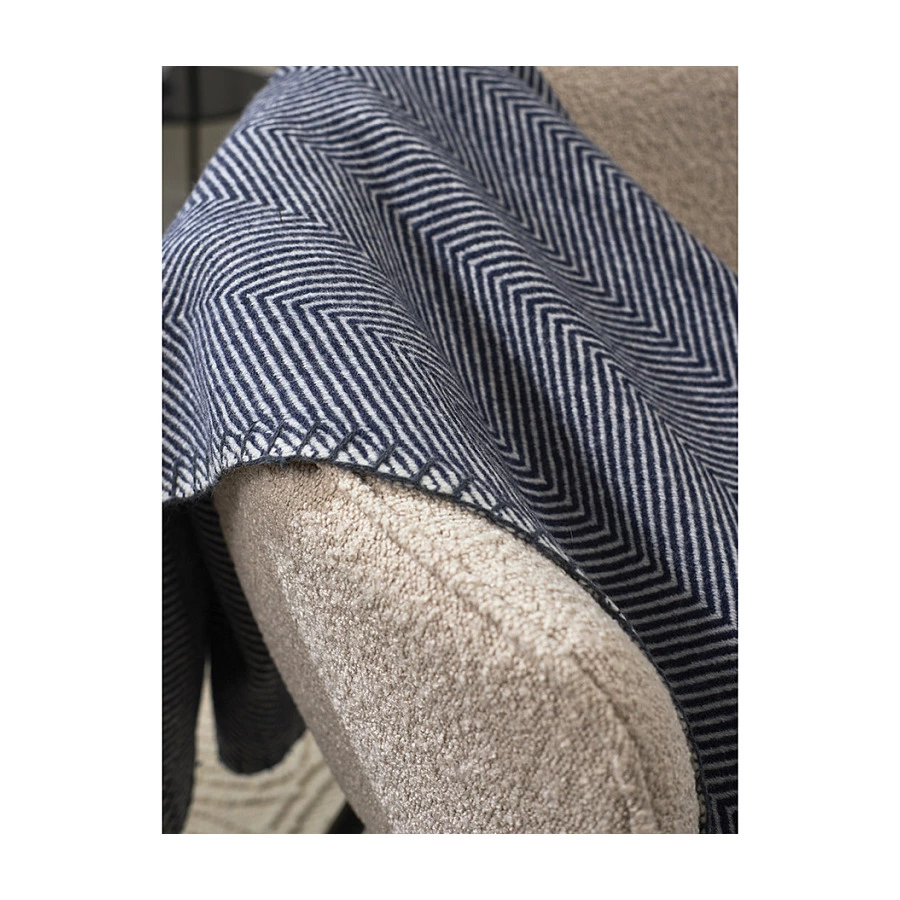 Плед Tkano Essential 130х180 см, 100% шерсть мериноса, синий