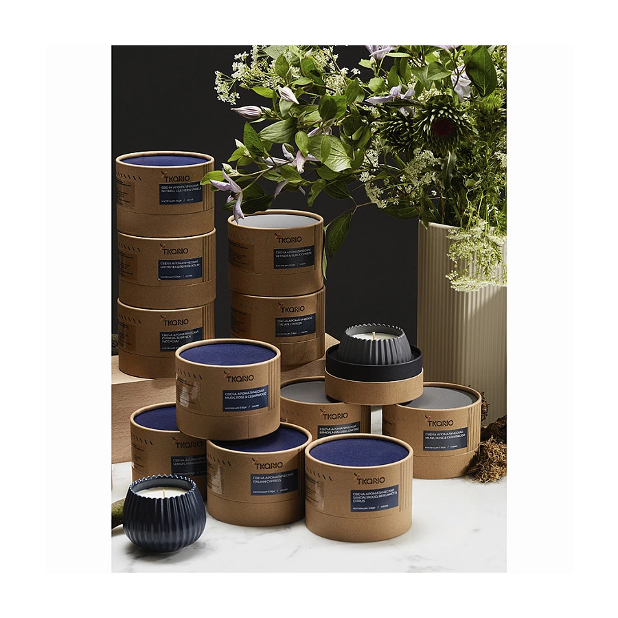 Свеча ароматическая Tkano Edge Black Ink, 30 часов, синяя