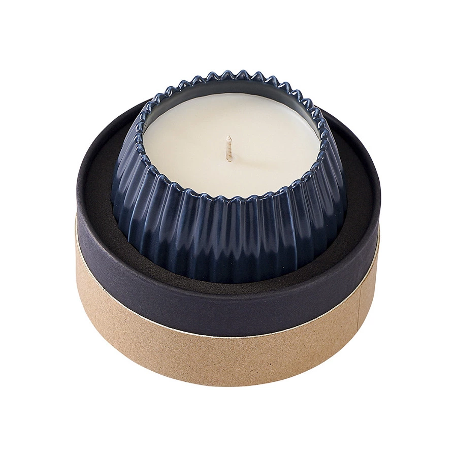 Свеча ароматическая Tkano Edge Secret Santa, 30 часов, синяя